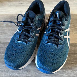 NWT Asics Gel Nimbus 24